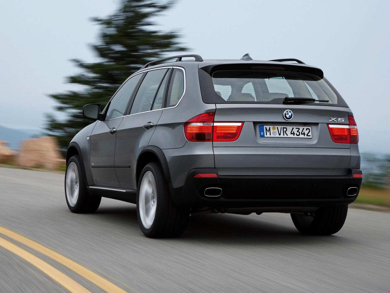 обои Быстрый BMW X5 фото