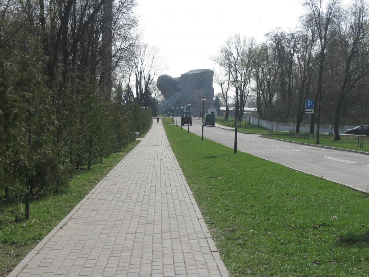 обои Пешеходная дорожка в городе фото