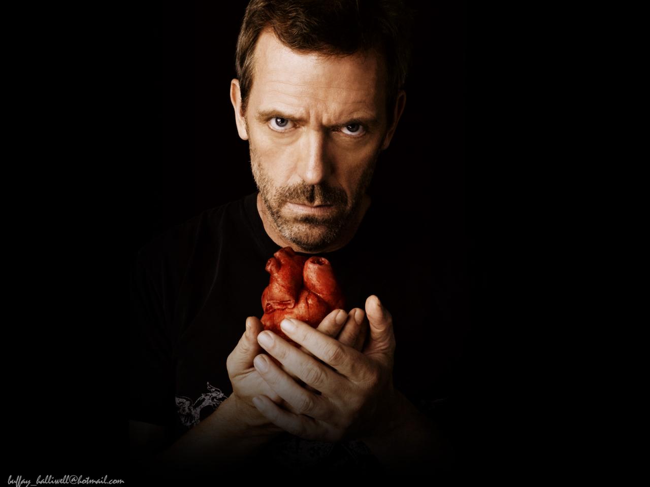 обои Dr.House with heart фото