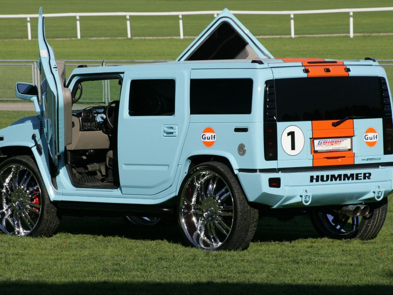 обои Hummer H2 GT Geiger голубого цвета фото