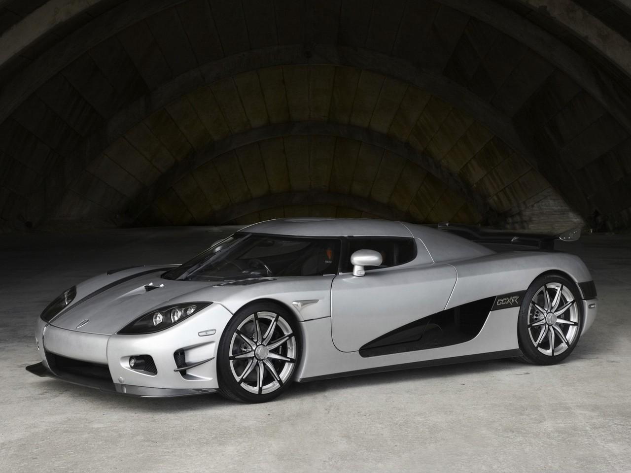 обои 2010 Koenigsegg Trevita с переди фото