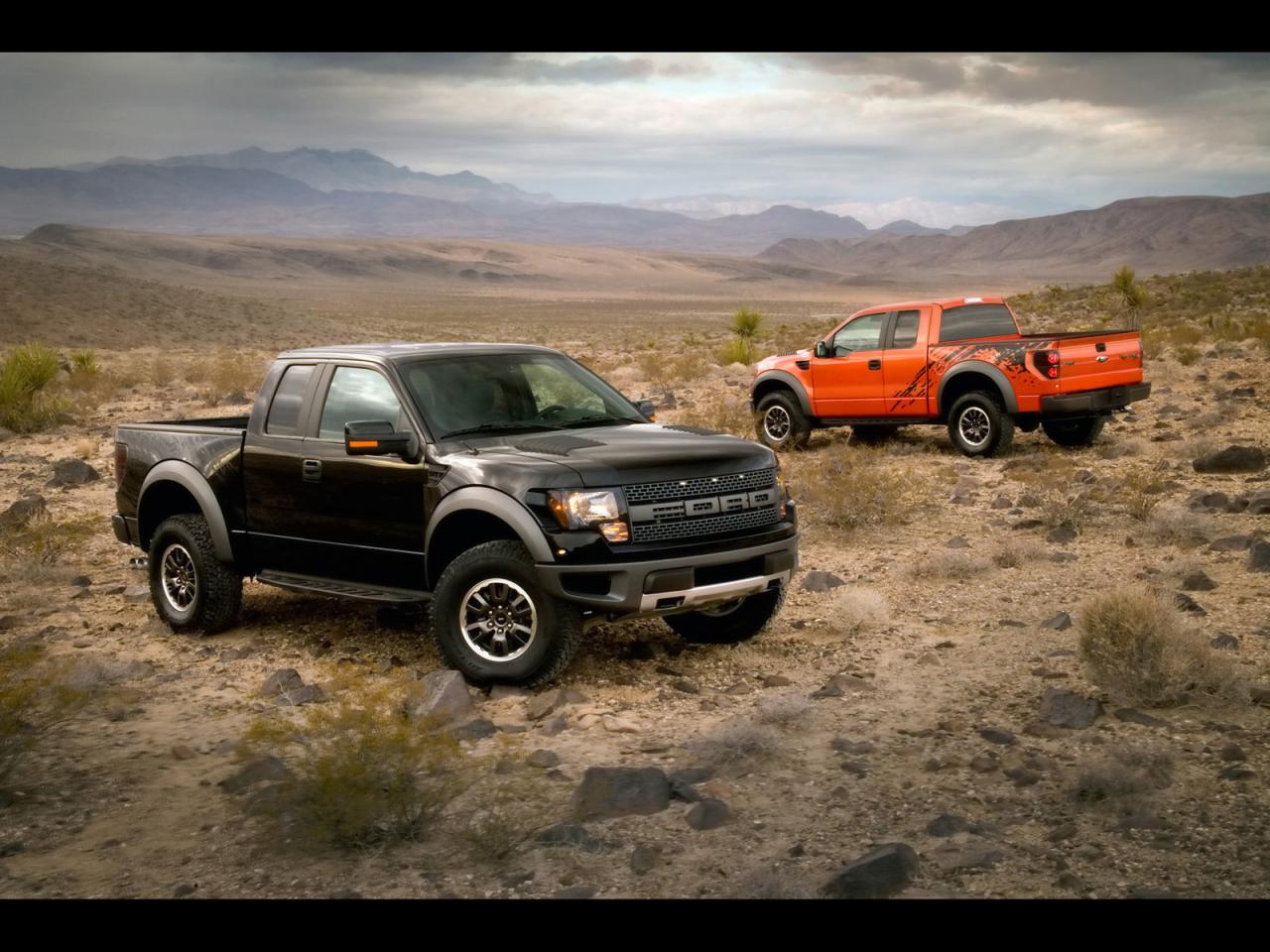 обои FORD F-150 SVT Raptor 2010 одинаковые фото