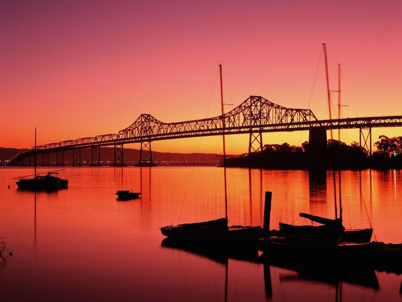 обои Мост на восходе фото