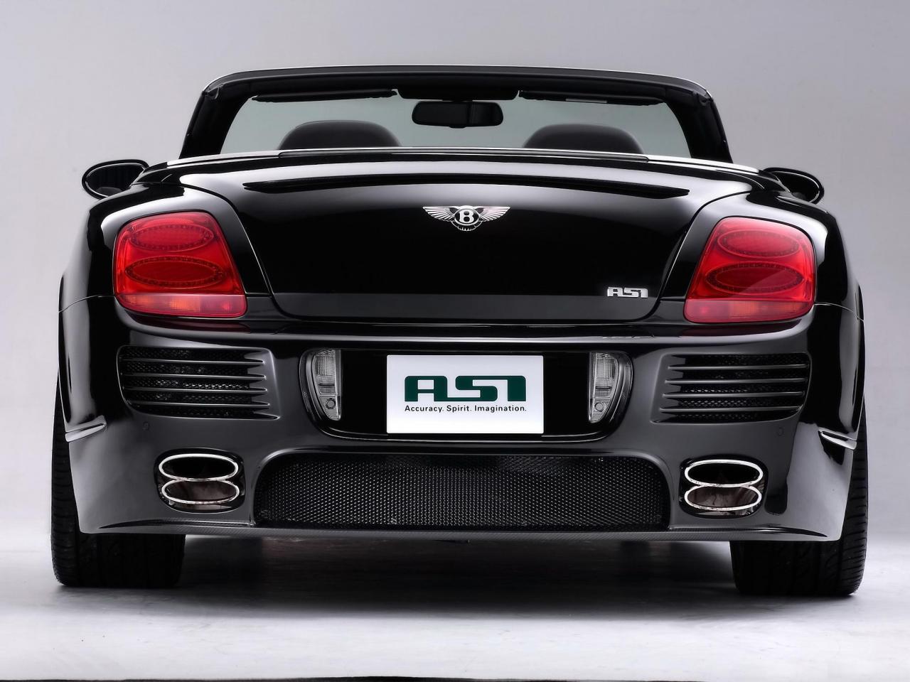 обои ASI Bentley Continental GTC 2008 сзади белый фон фото