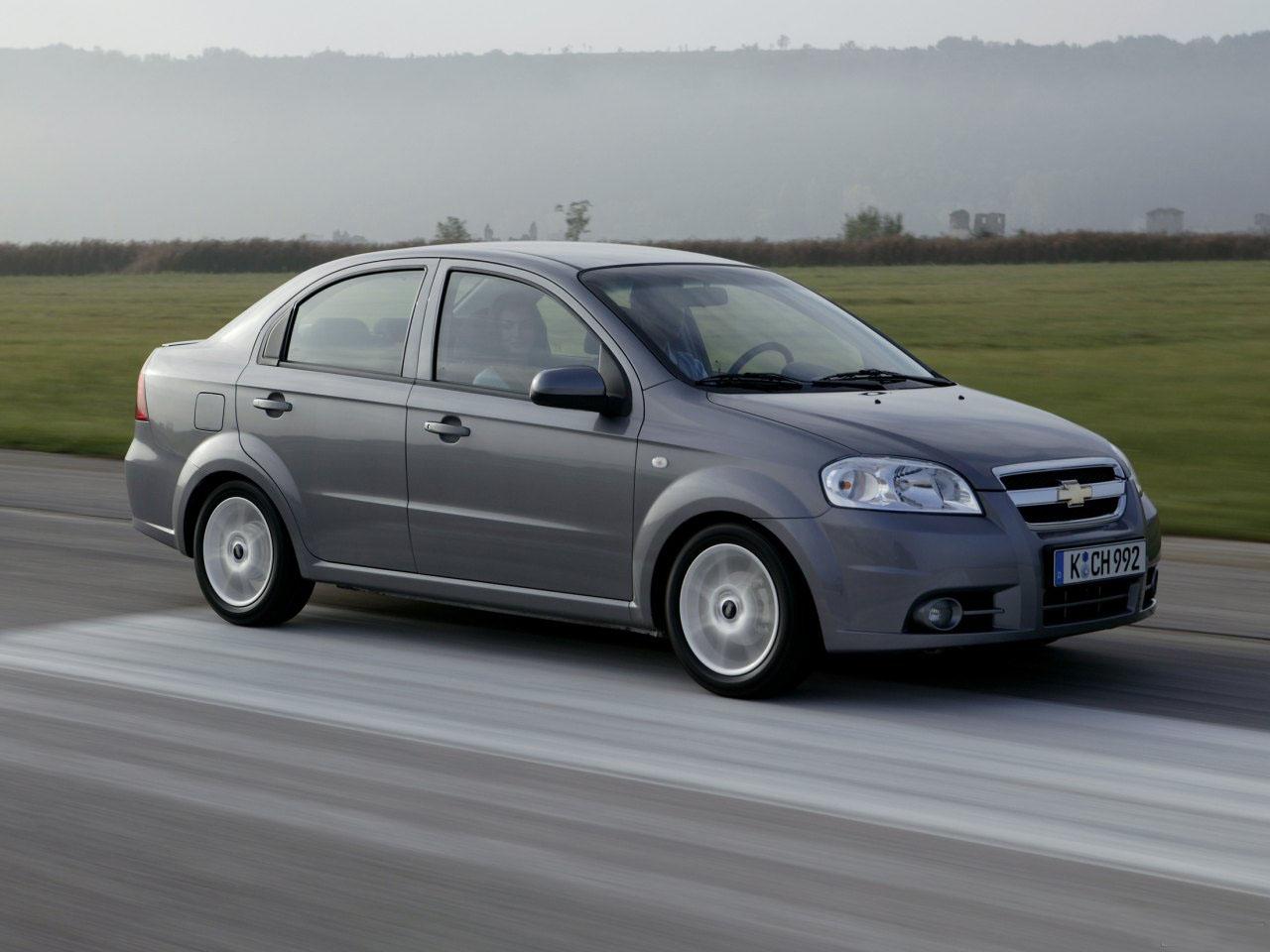 обои Chevrolet Aveo седан фото