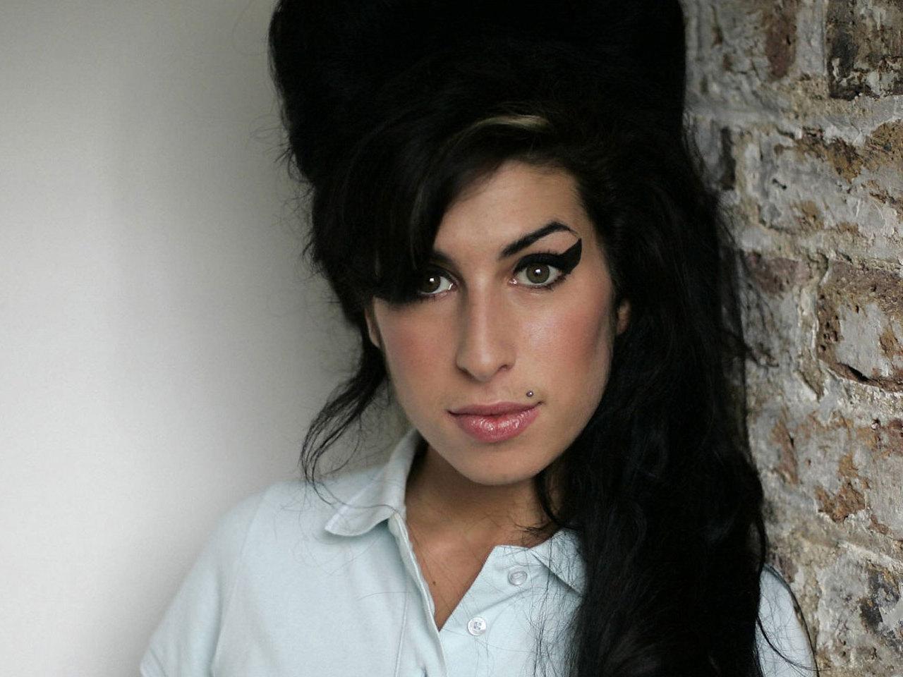 обои Amy Winehouse фото