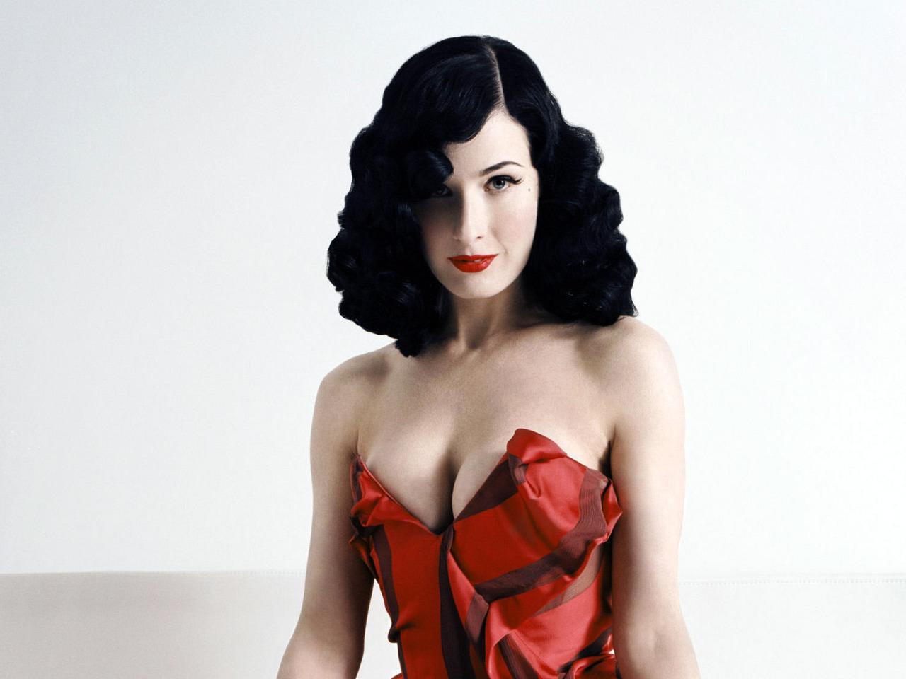 обои Dita Von Teese фото