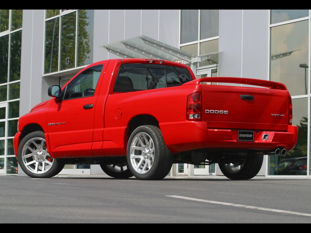 обои Startech Dodge Ram 1500 FA влево фото