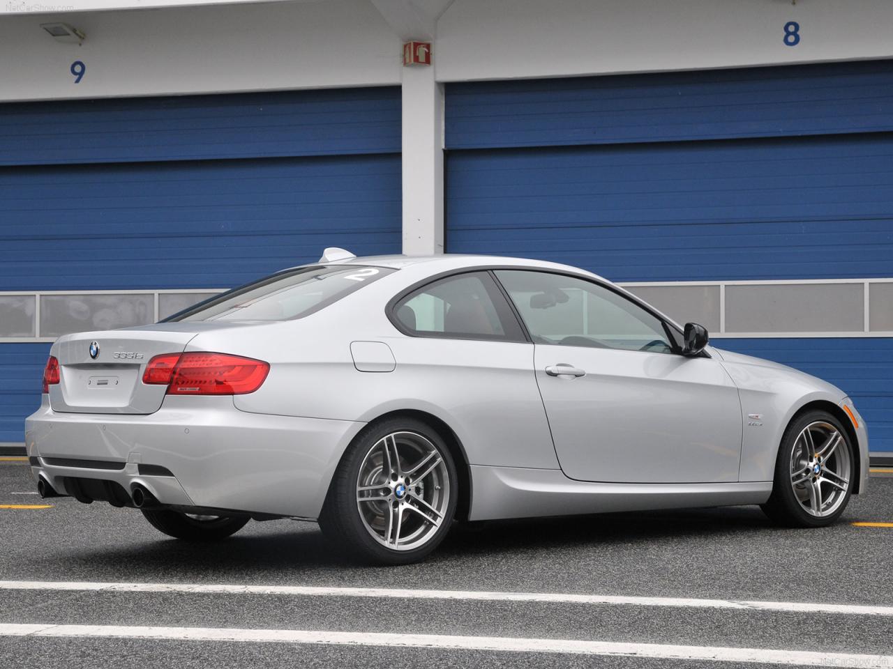 обои BMW 335is Coupe фото