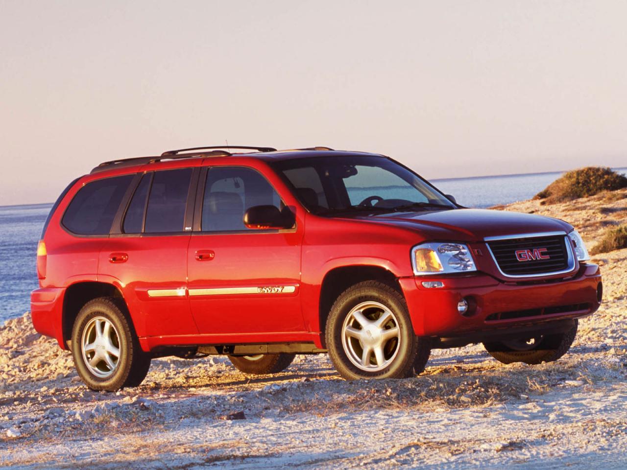 обои GMC Envoy на пляже фото