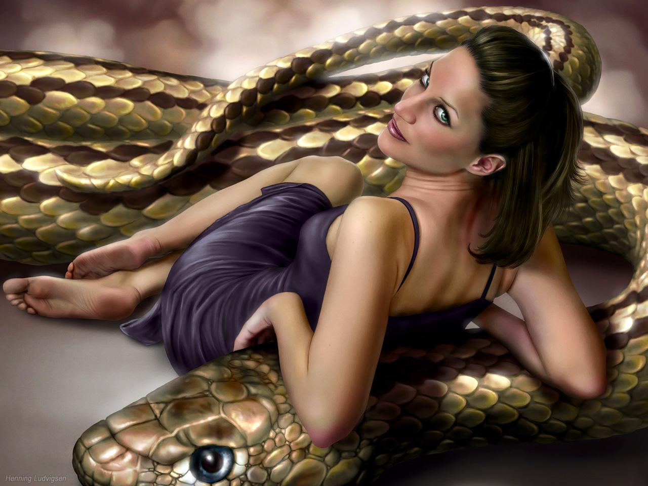 обои Девушка со змеёй фото