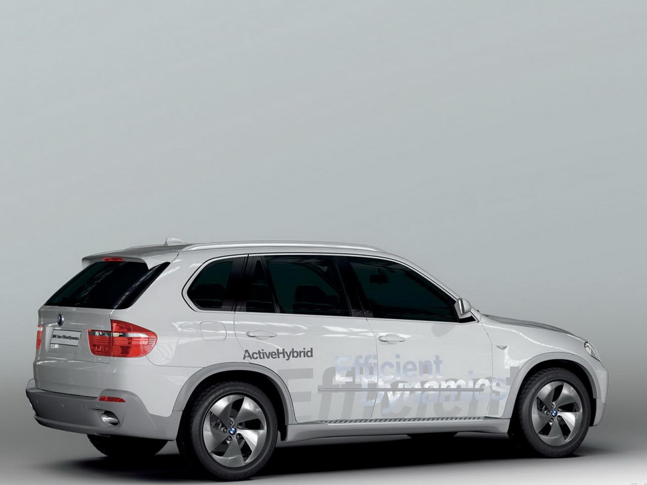 обои BMW X5 hybrid вид под другим углом фото