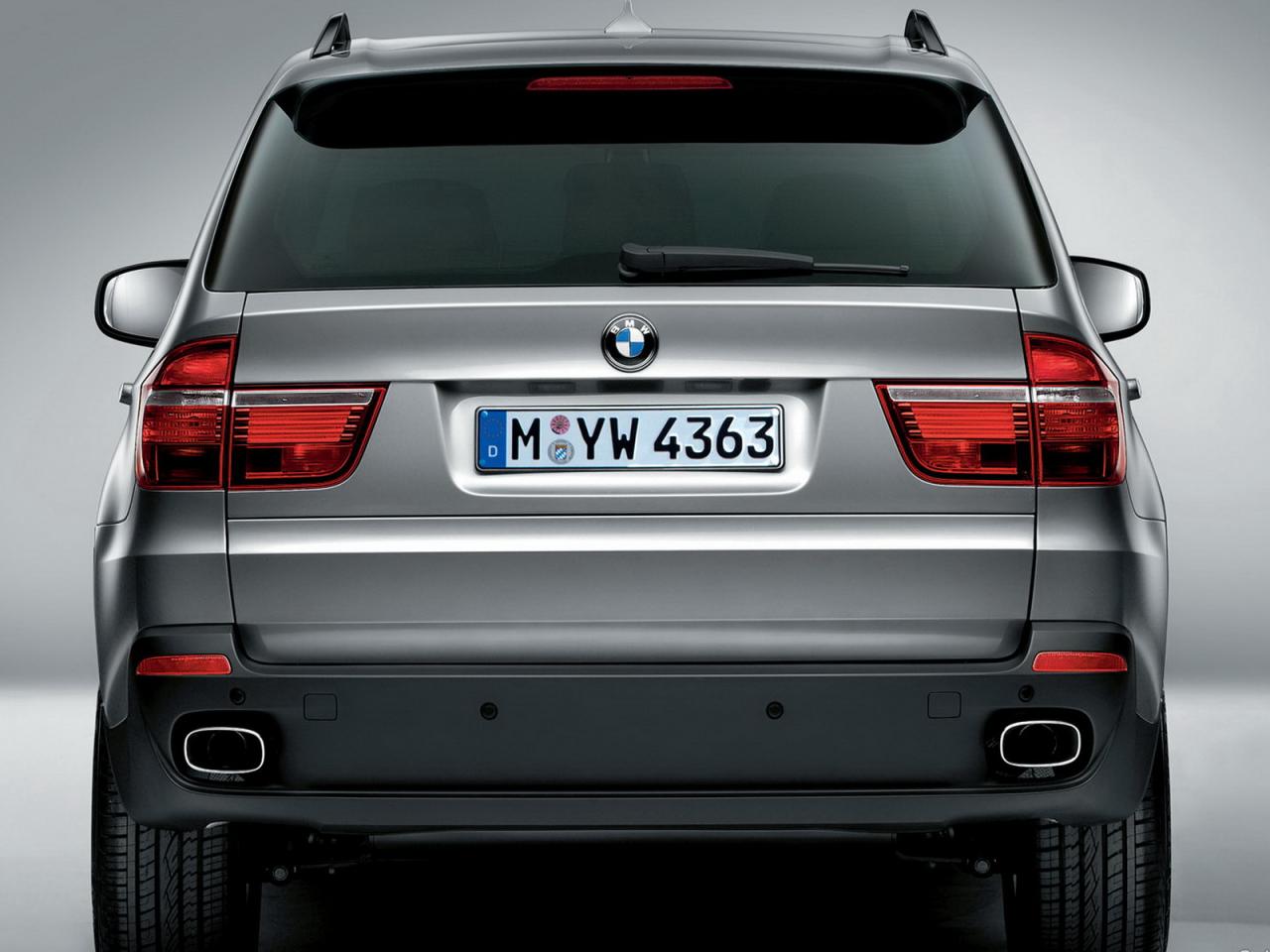 обои BMW X5 security вид сзади_ фото