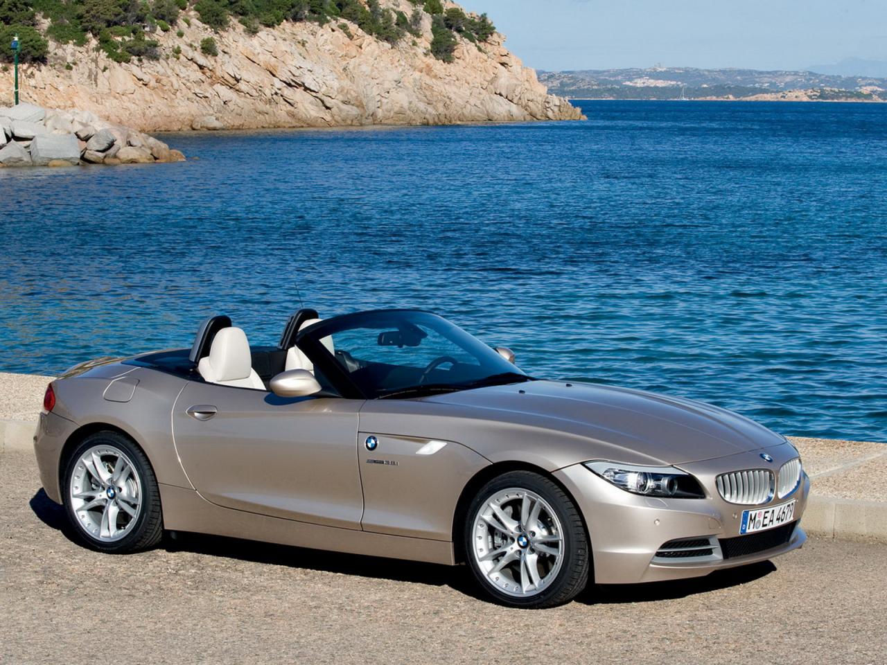 обои BMW Z4 видпод другим углом фото