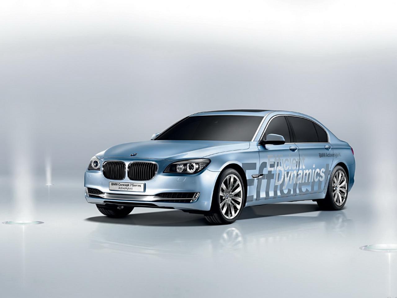 обои BMW_7-series_hybrid вид на фоне фото