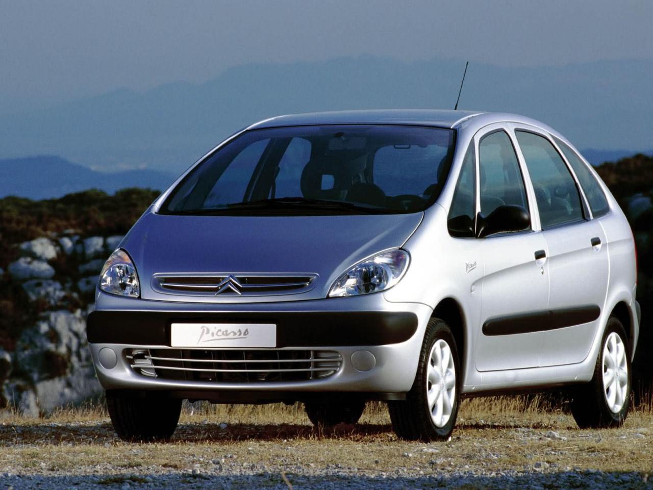 обои Citroёn Xsara Picasso в горах вид спереди фото