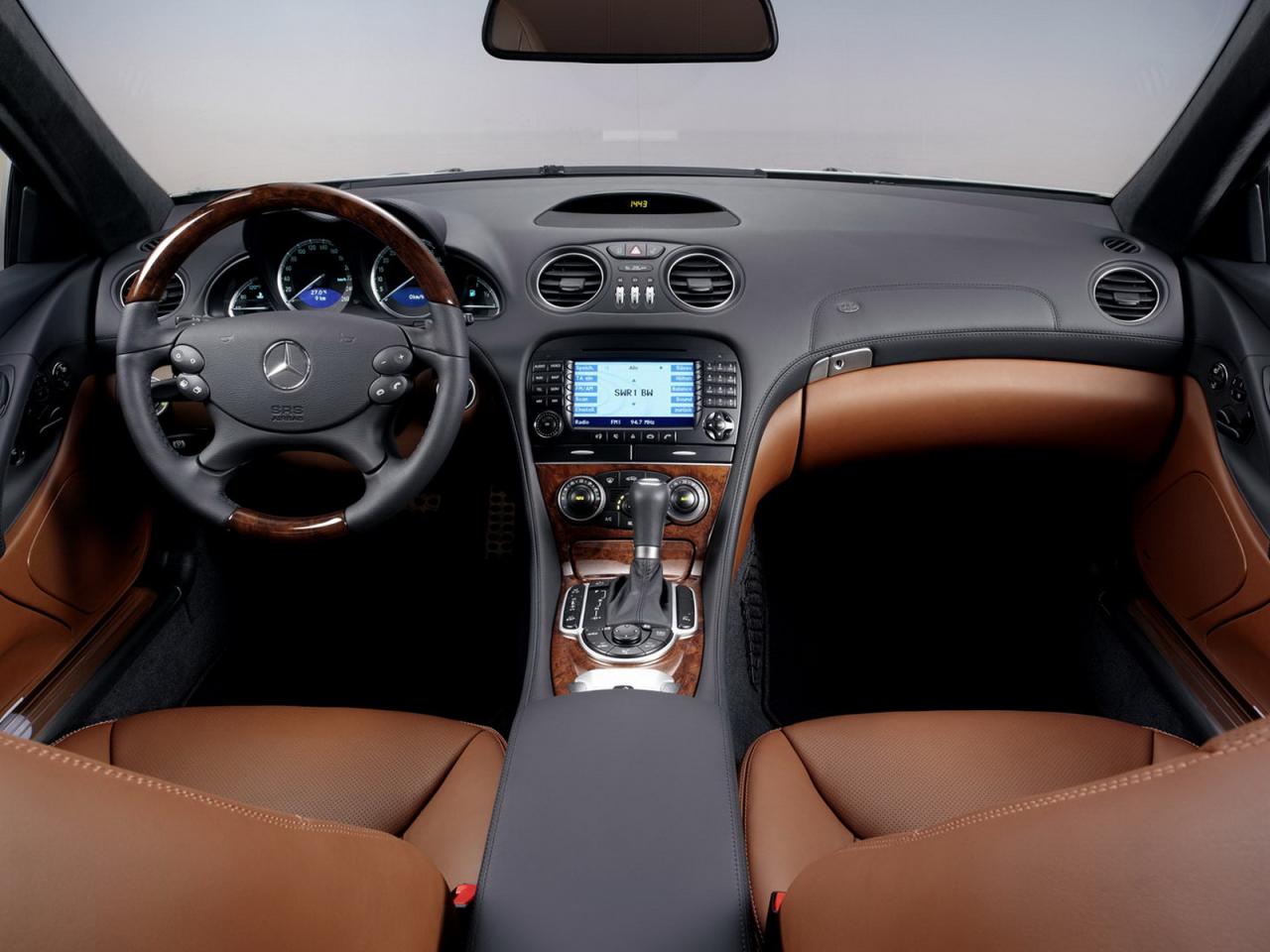 обои MB SL вид машины изнутри фото