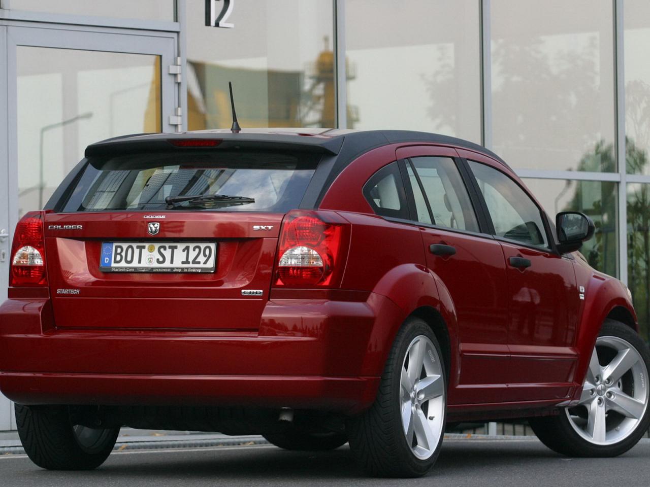 обои Dodge Caliber brabus вид авто сзади фото