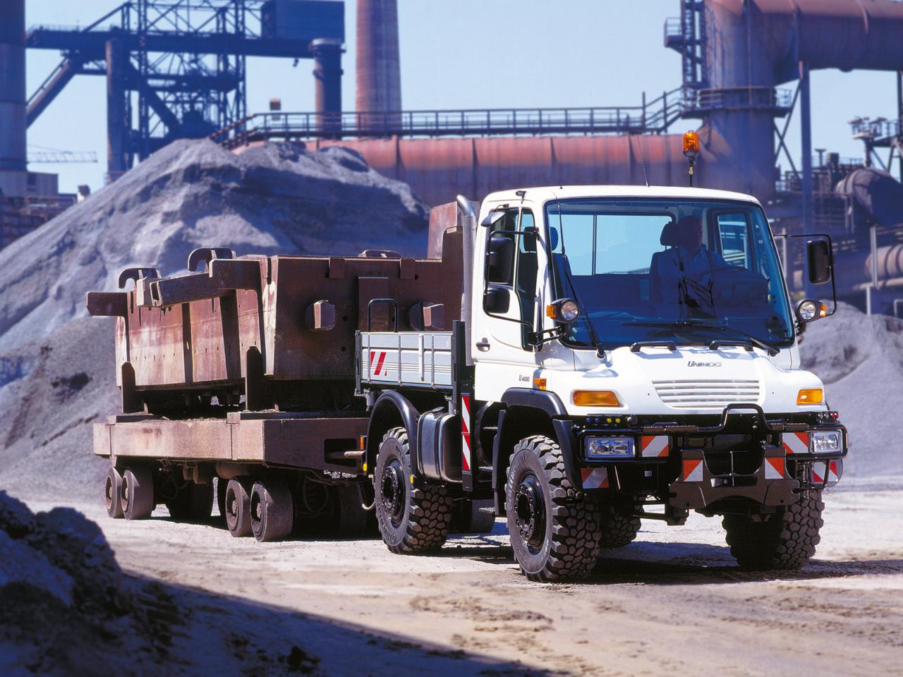 обои Mercedes-Benz Unimog тягач фото