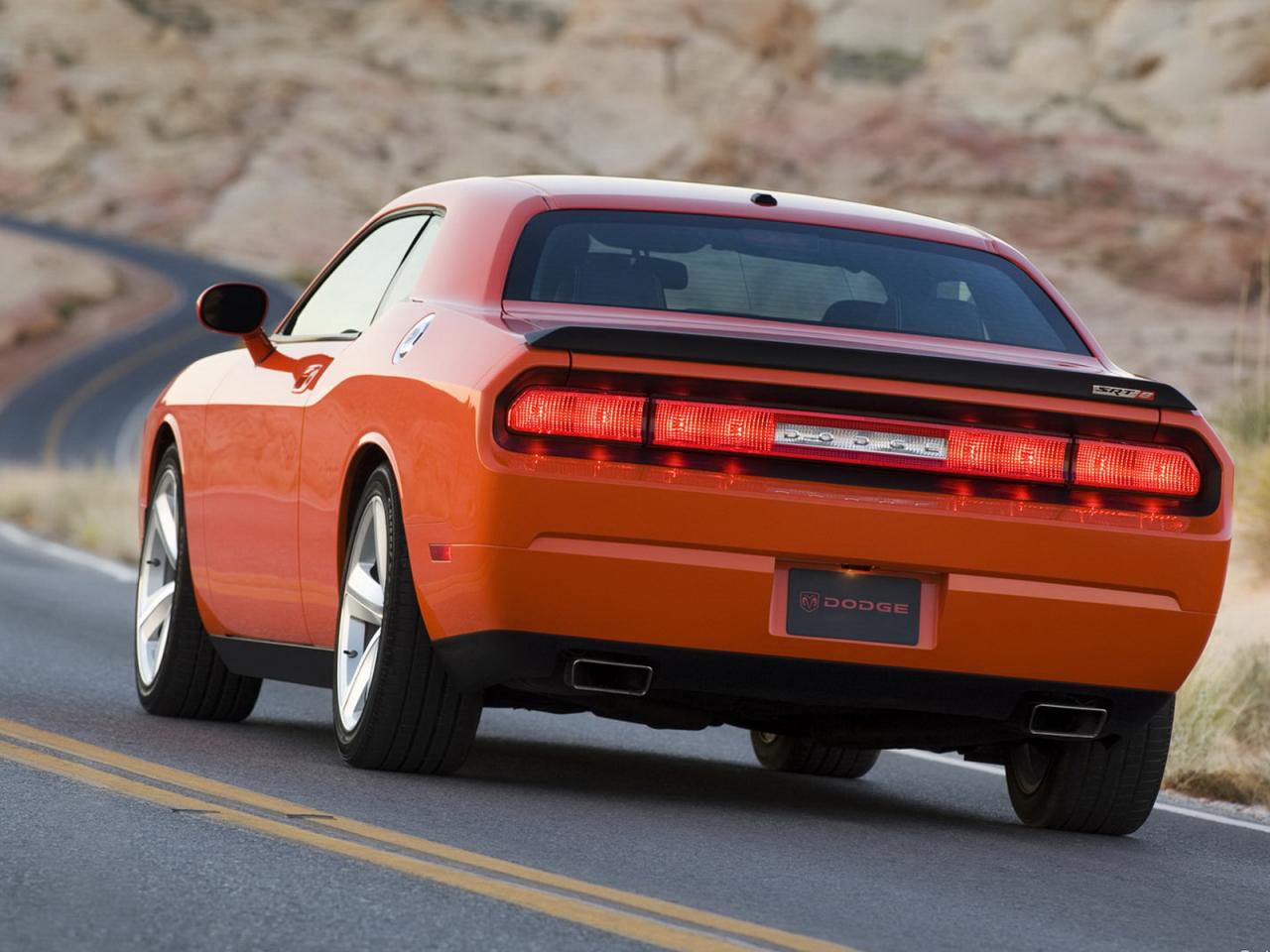 обои Dodge challenger 2008 вид авто сзади фото