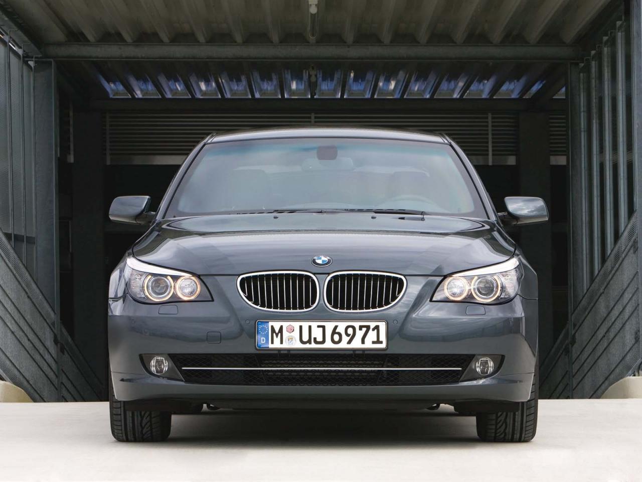 обои Bmw 5 series security front фото