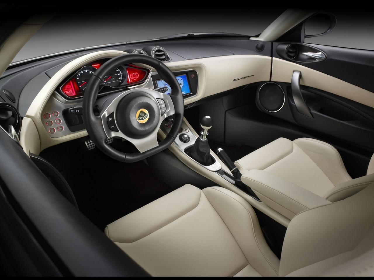 обои Lotus Evora Cockpit фото