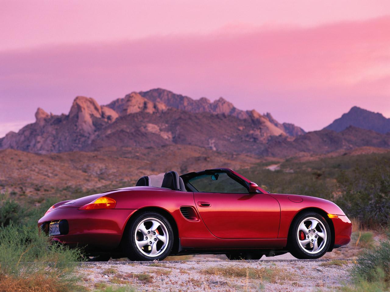 обои Porsche Boxster S Maroon Rear Angle Mountains фото