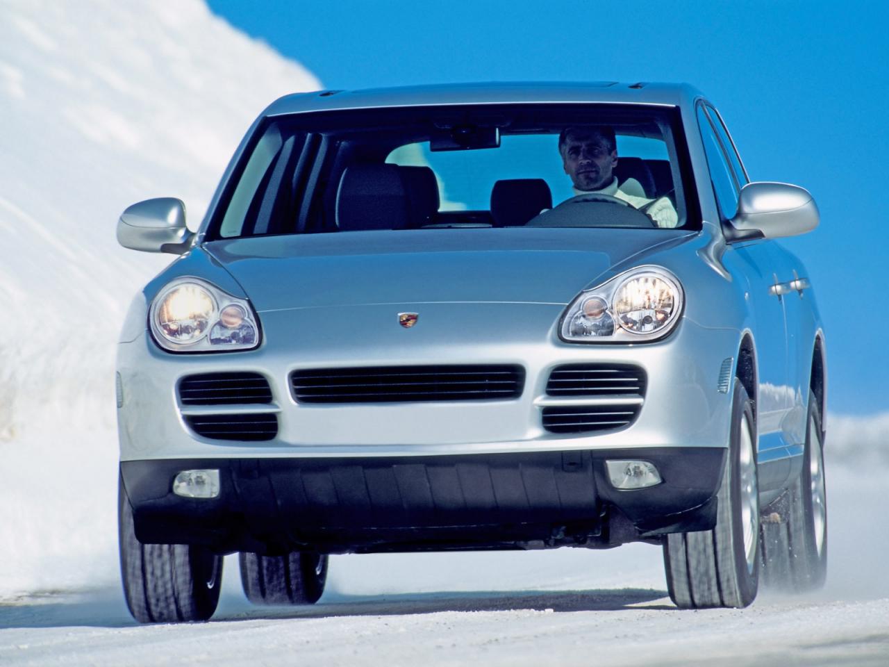 обои Porsche Cayenne F Snow фото