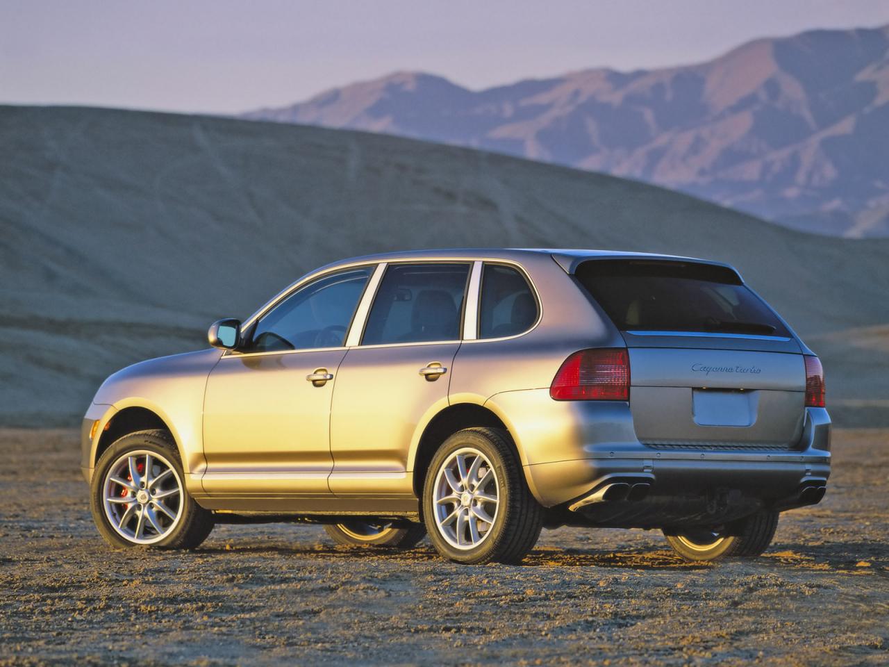 обои Porsche Cayenne Turbo RA Sunset фото