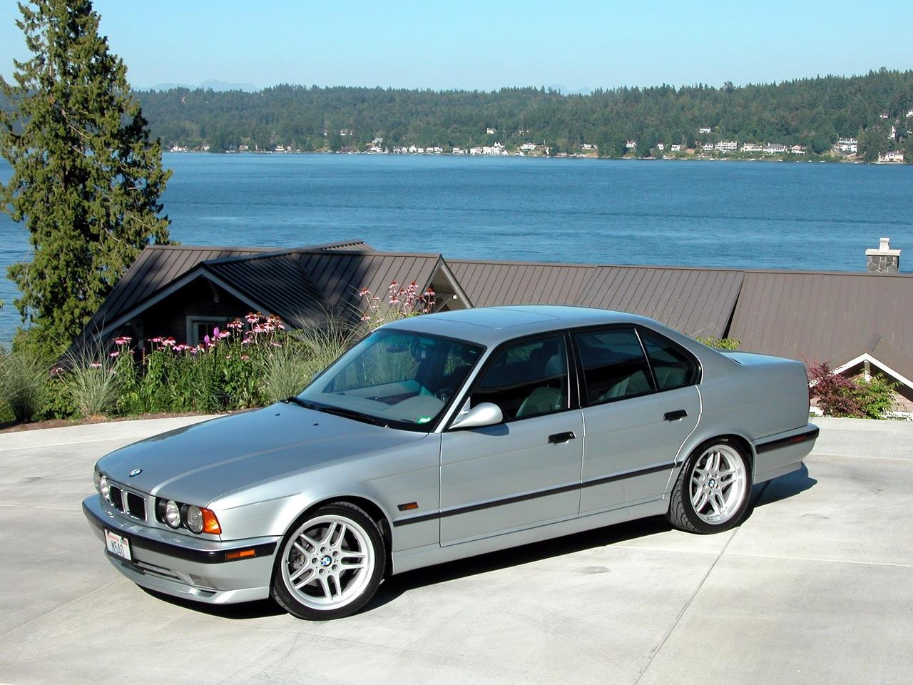 обои BMW 525 m5 sedan фото