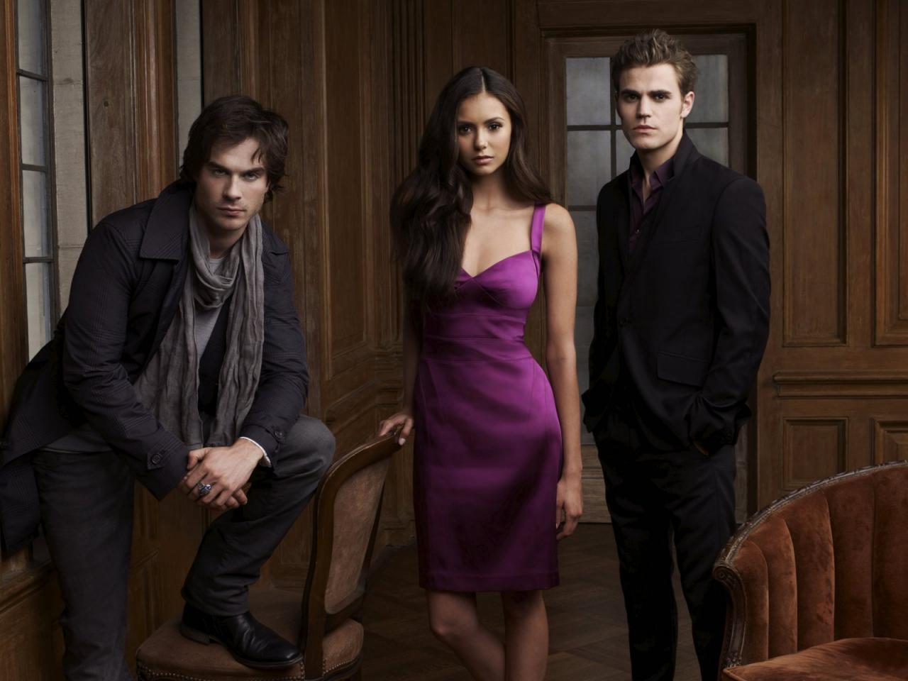 обои The Vampire Diaries. симпотичная девушка фото