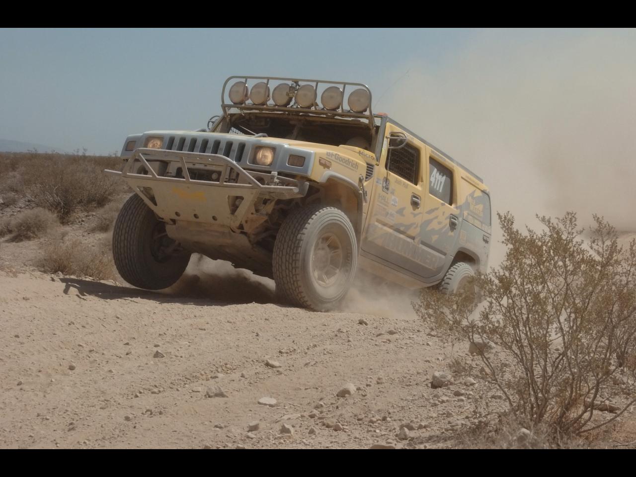 обои 2007-Hummer- Racing-H2-at-TSCO-Vegas-to-Reno-Race-2-1920x1440 фото