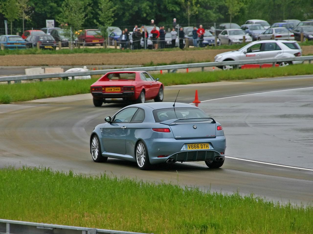 обои Autodelta Alfa Romeo GT 3 7 Super Rear Angle Speed фото