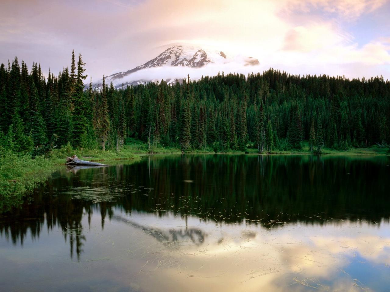 обои Sunrise At Reflection Lake фото