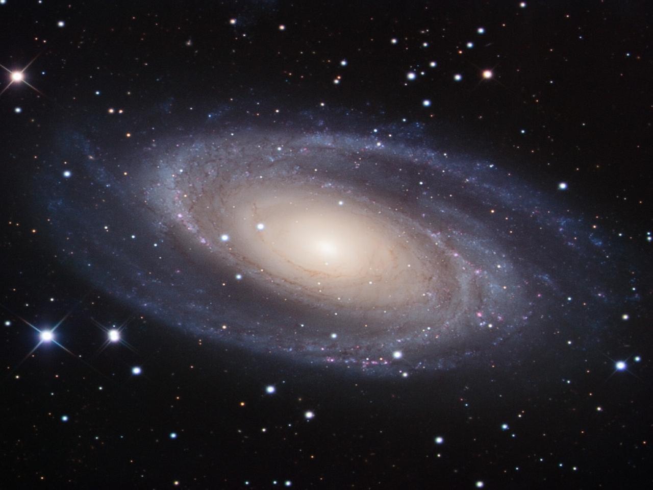 обои Spiral galaxy m81 crab nebula фото