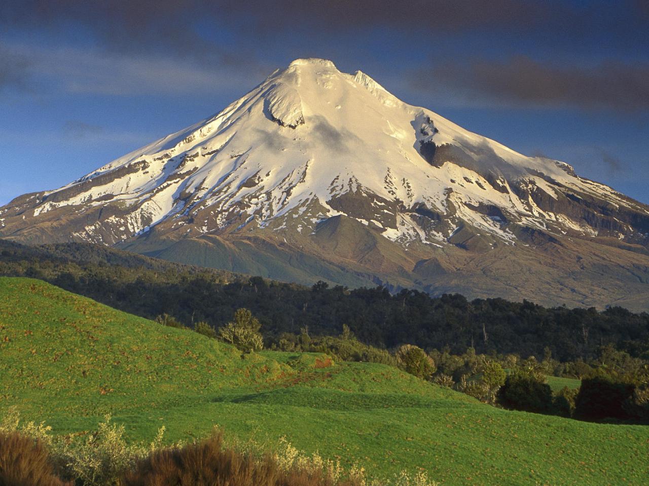 обои Mount Taranaki,   Taranaki,   New Zealand фото