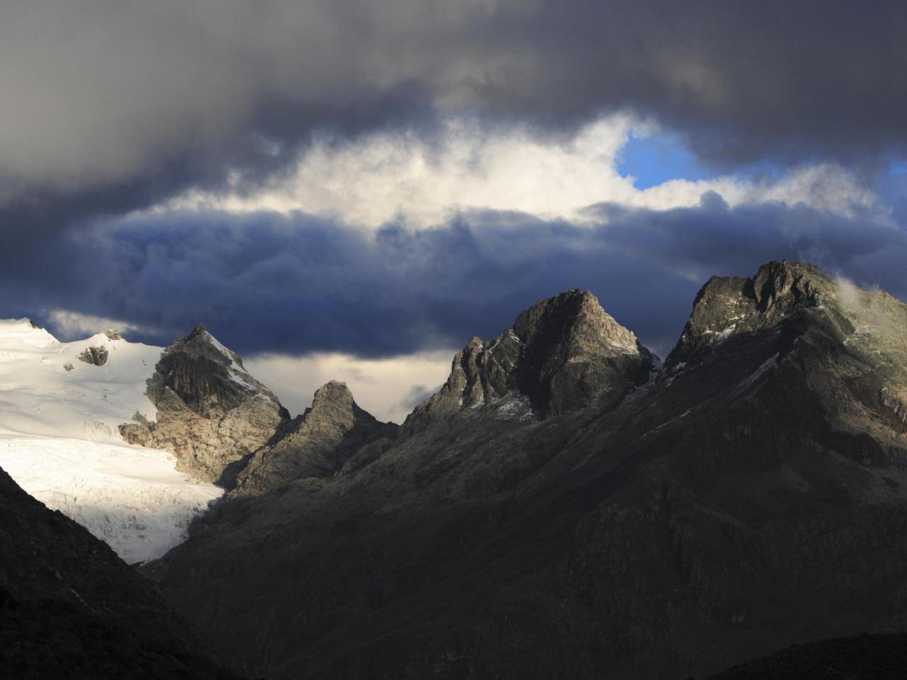 обои Cordillera Blanca Mountain Range фото