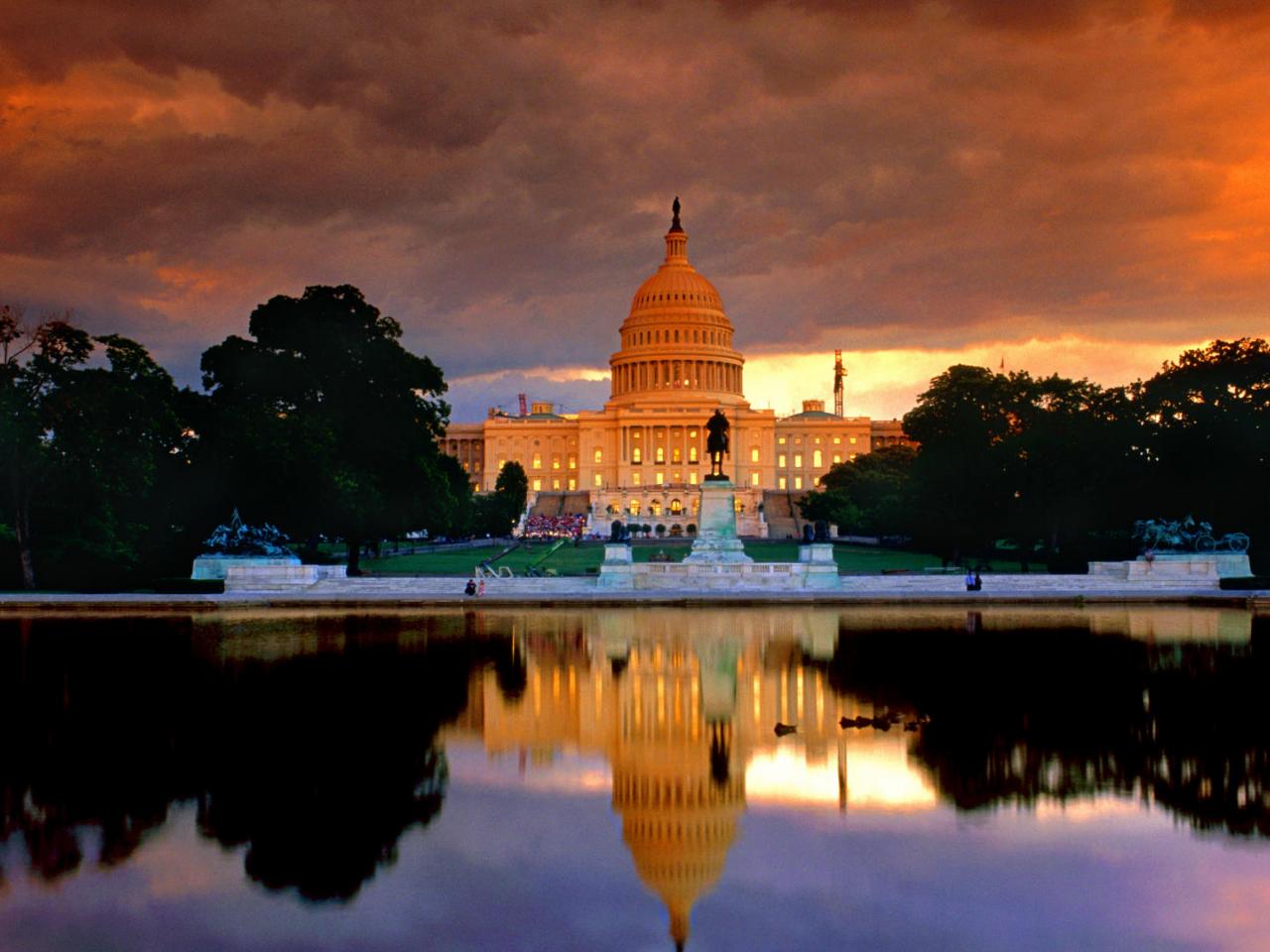 обои Capitol Reflections at Sunset,   Washington,   DC фото