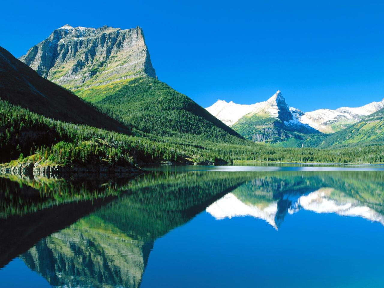 обои Mountains Mirrored,   St. Mary Lake,   Glacier National Park,   Montana фото