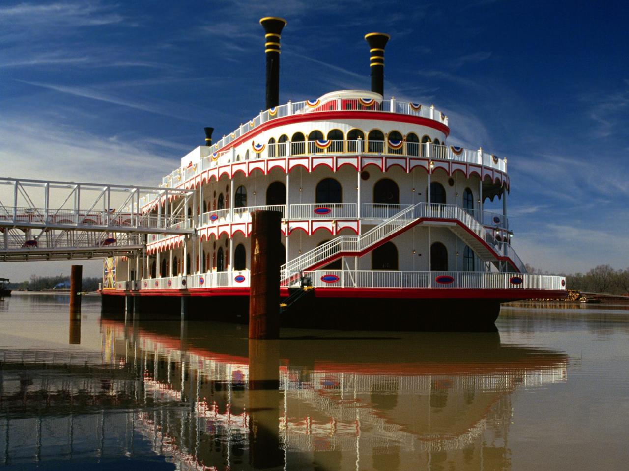 обои Mississippi River Rider,   Vicksburg,   Mississippi фото