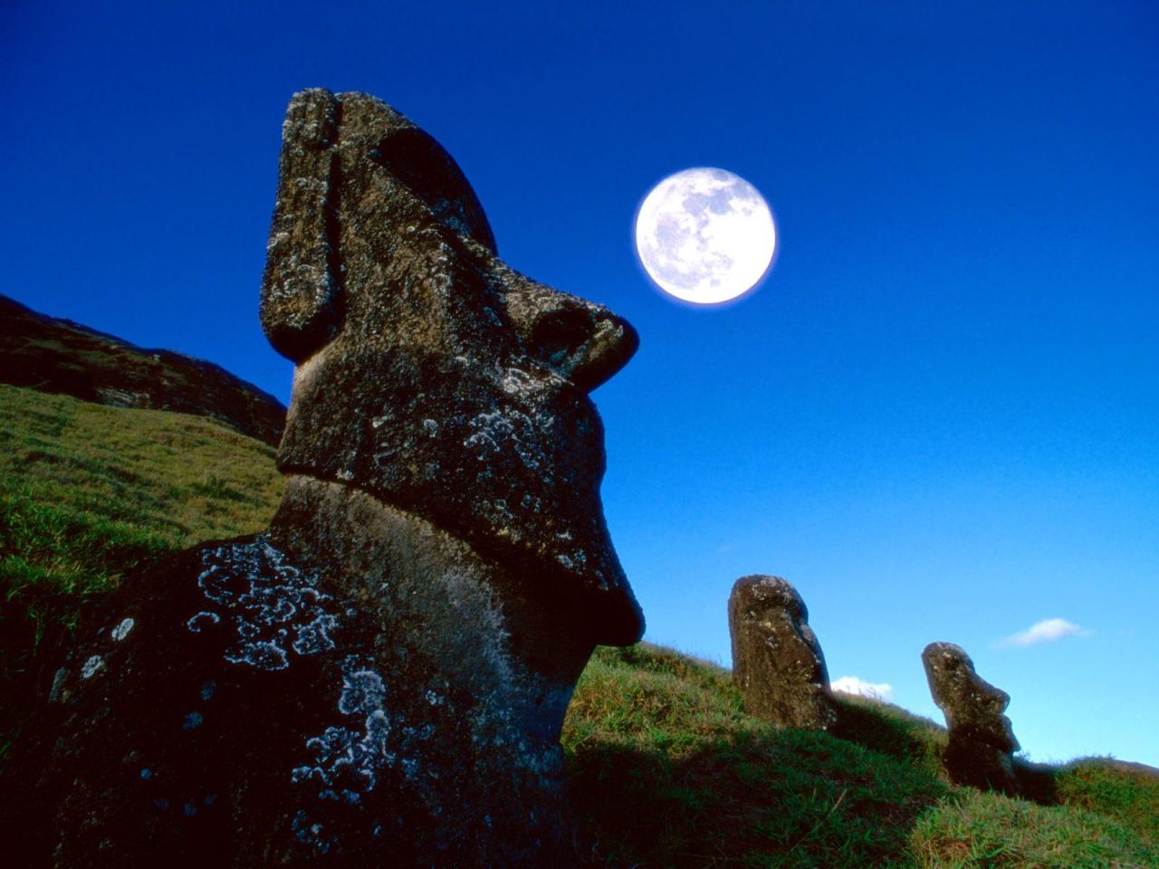 обои Moa,   Rano Raraku,   Easter Island,   Chile фото