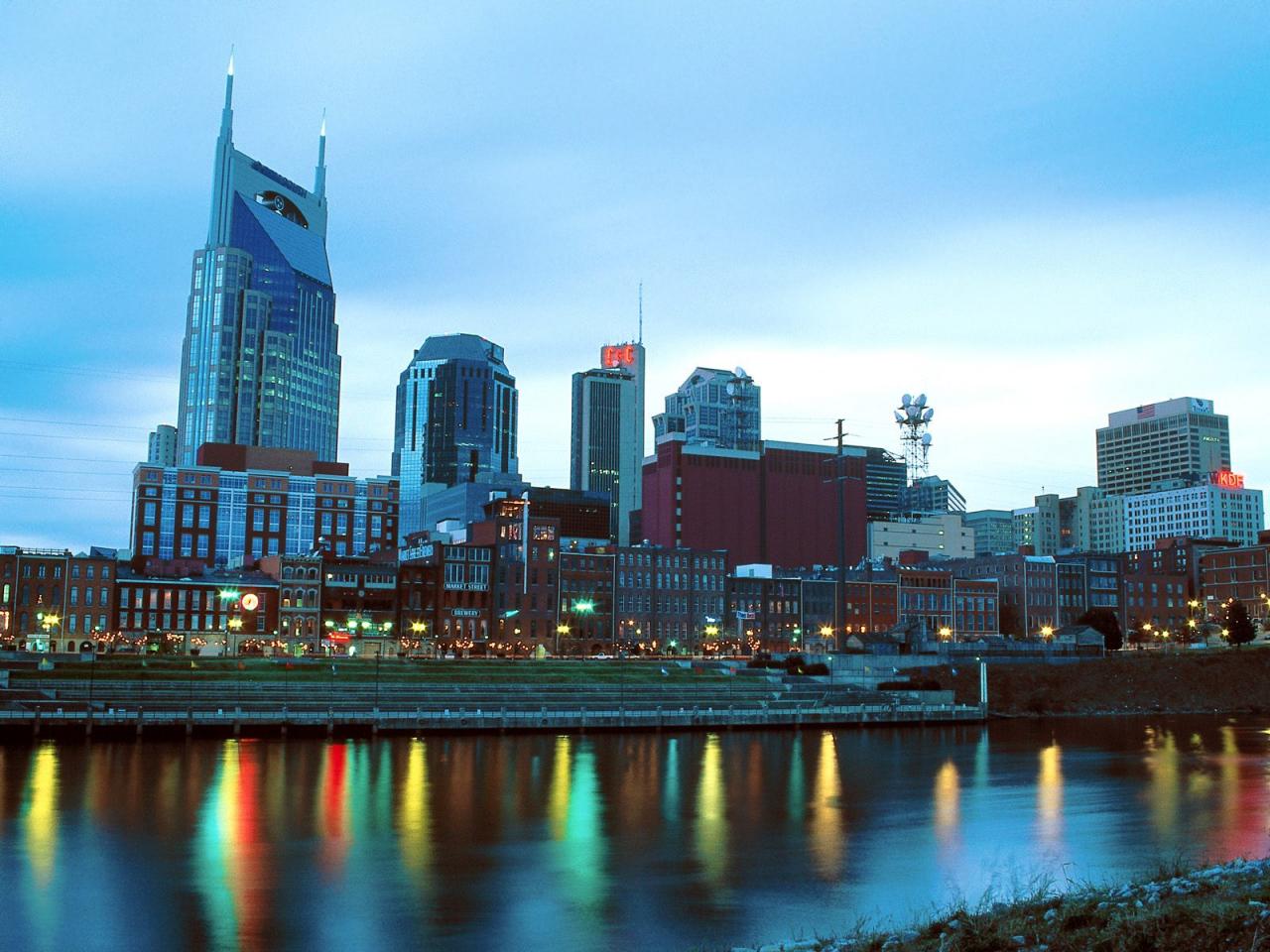 обои Music City at Dusk,   Nashville,   Tennessee фото