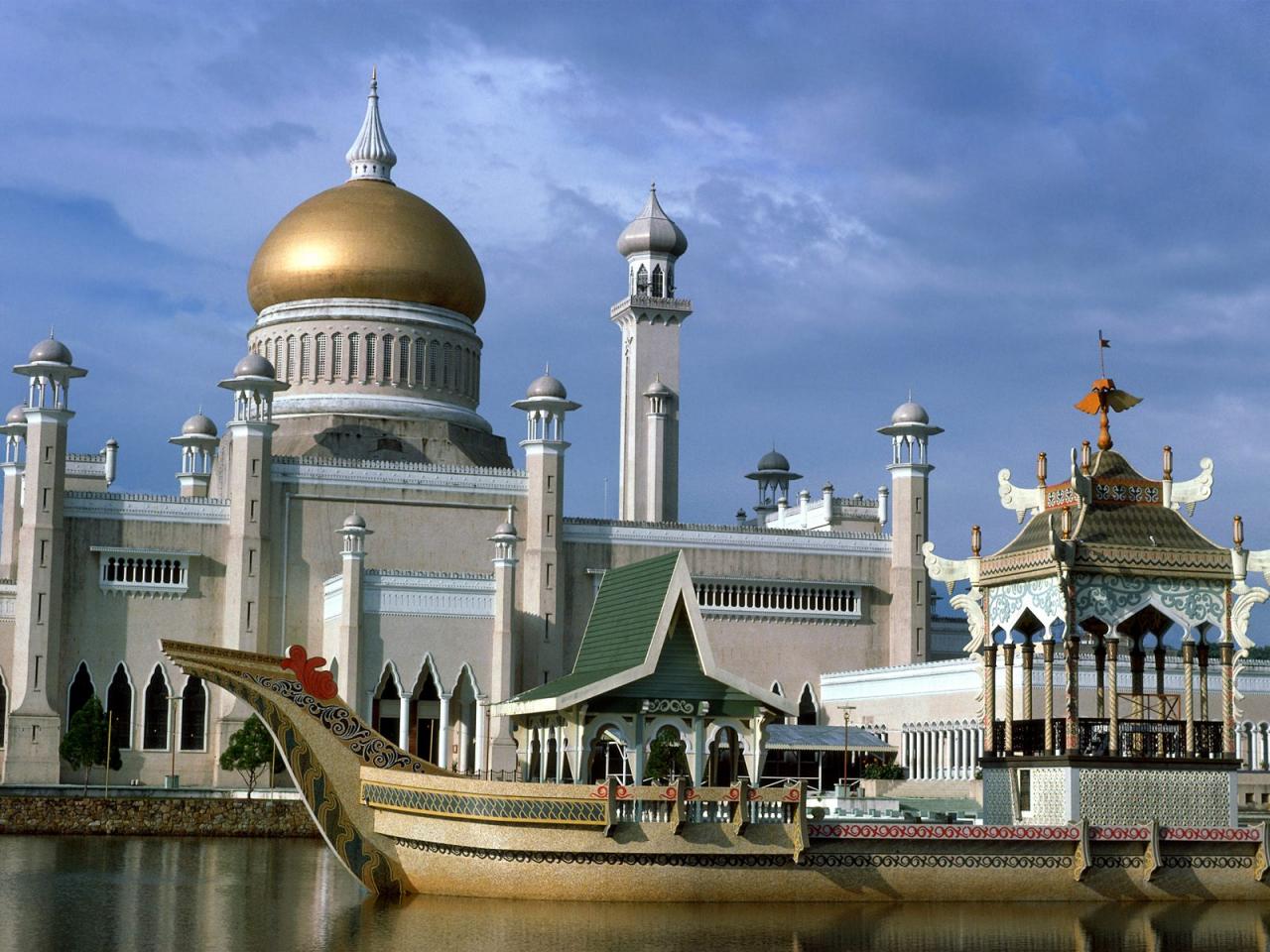 обои Omar Ali Saifuddin Mosque,   Bandar Seri Begawan,   Brunei фото