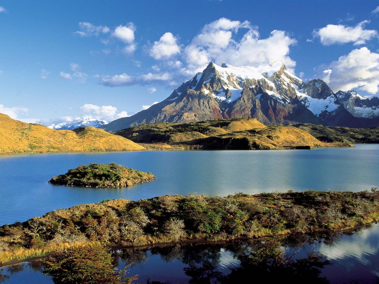 обои Pehoe Lake,   Torres Del Paine,   Chile фото