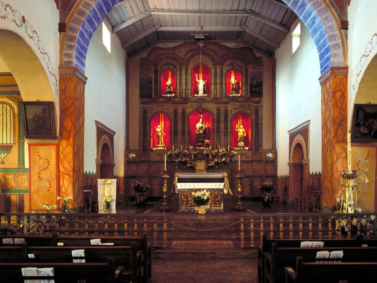 обои Reredos,   Mission San Juan Bautista,   California фото