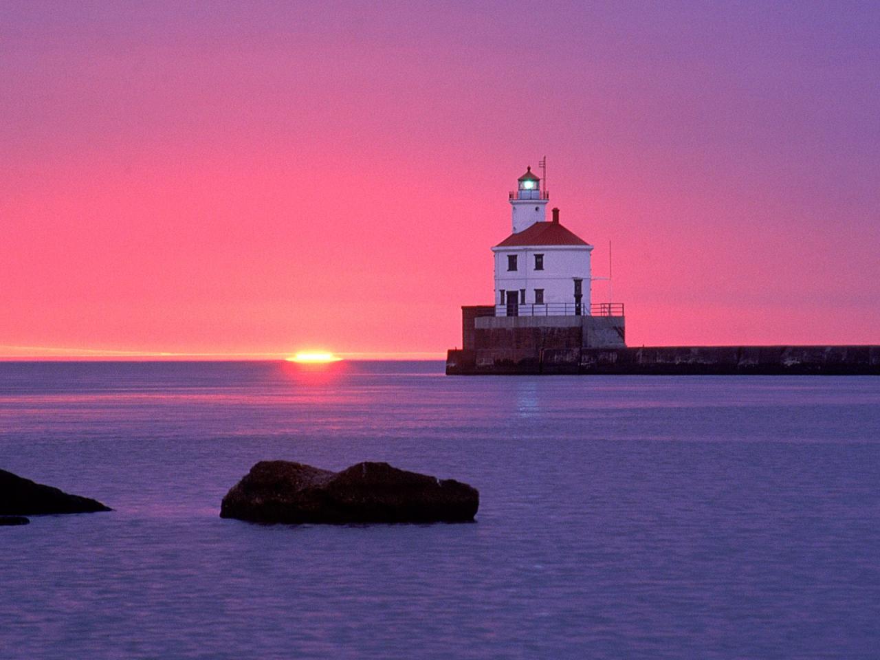 обои Wisconsin Point Lighthouse,   Wisconsin фото