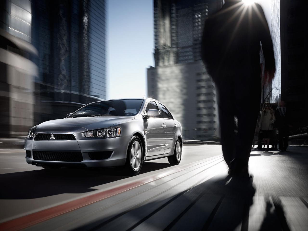 обои Mitsubishi Lancer перед фото