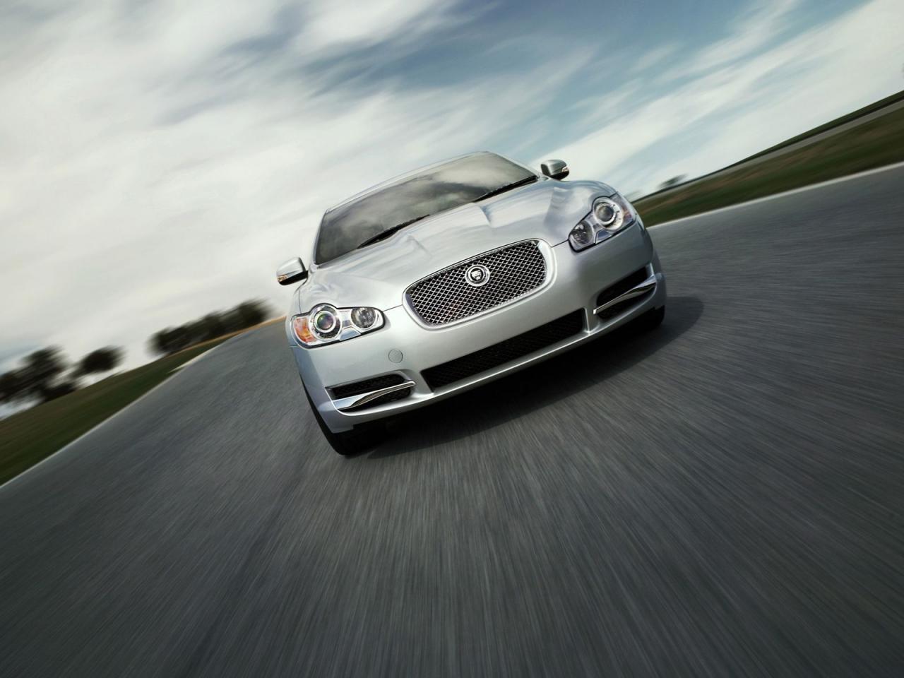 обои Jaguar xf 2009 tilt speed фото