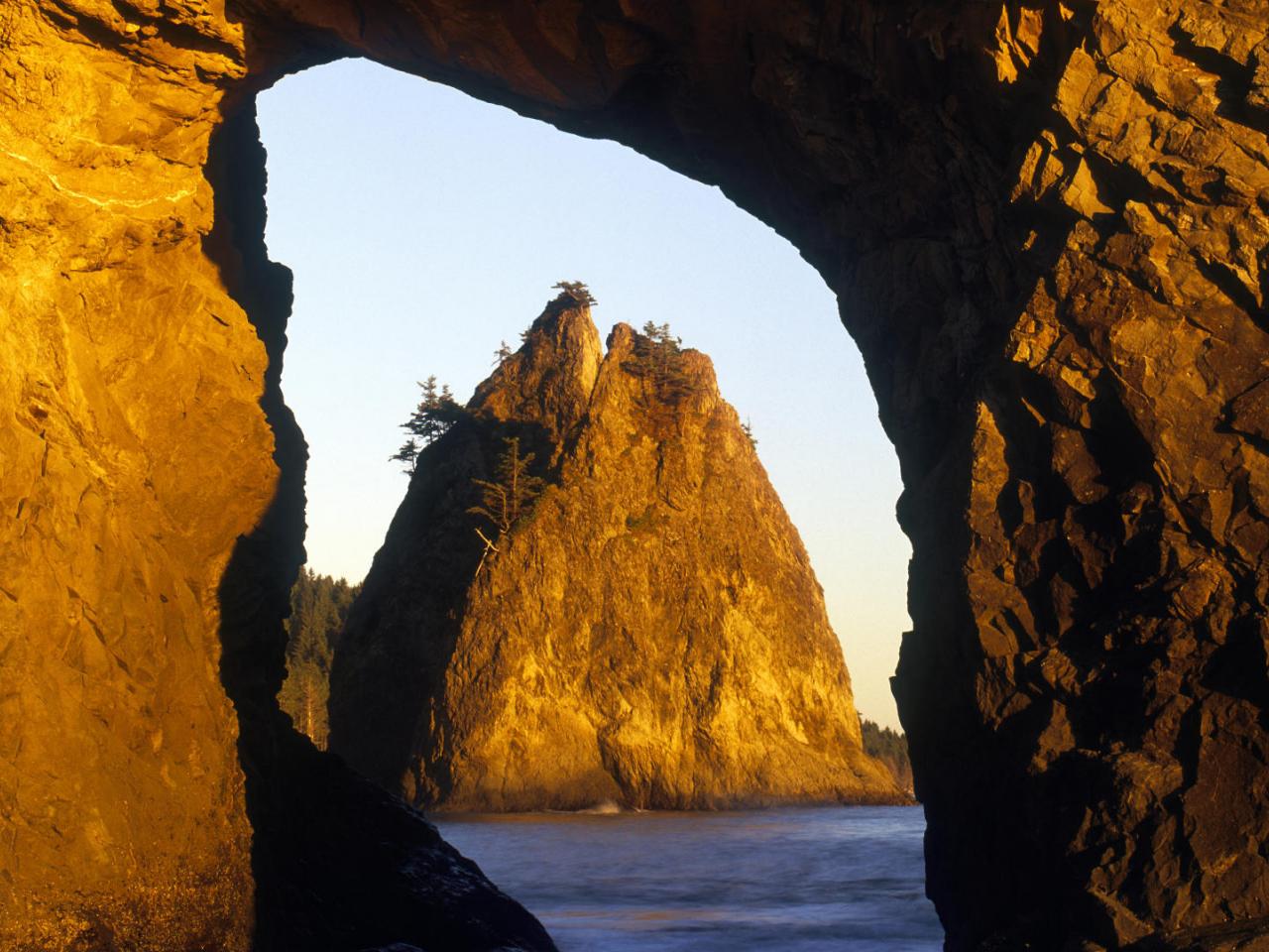 обои Hole In The Wall,   Olympic National Park,   Washington фото