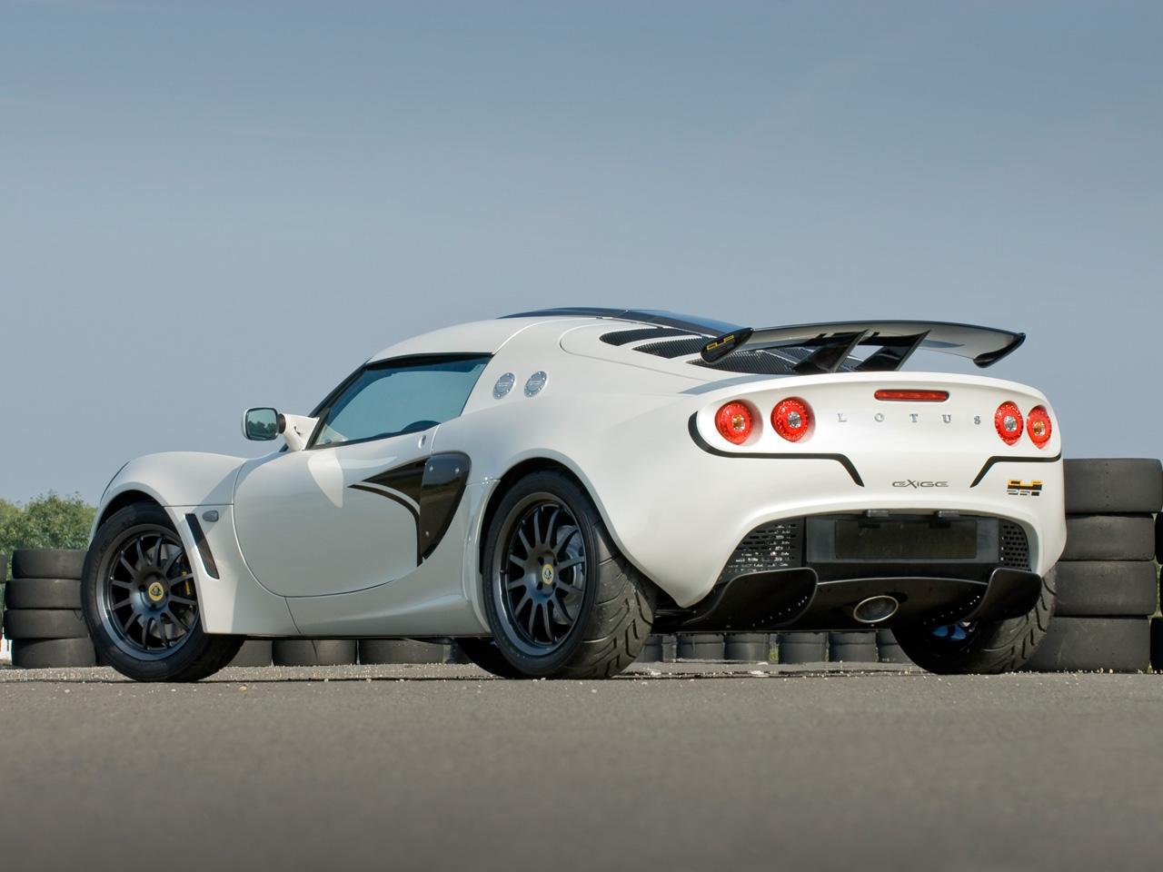 обои Lotus Exige Cup 260 Rear Angle фото